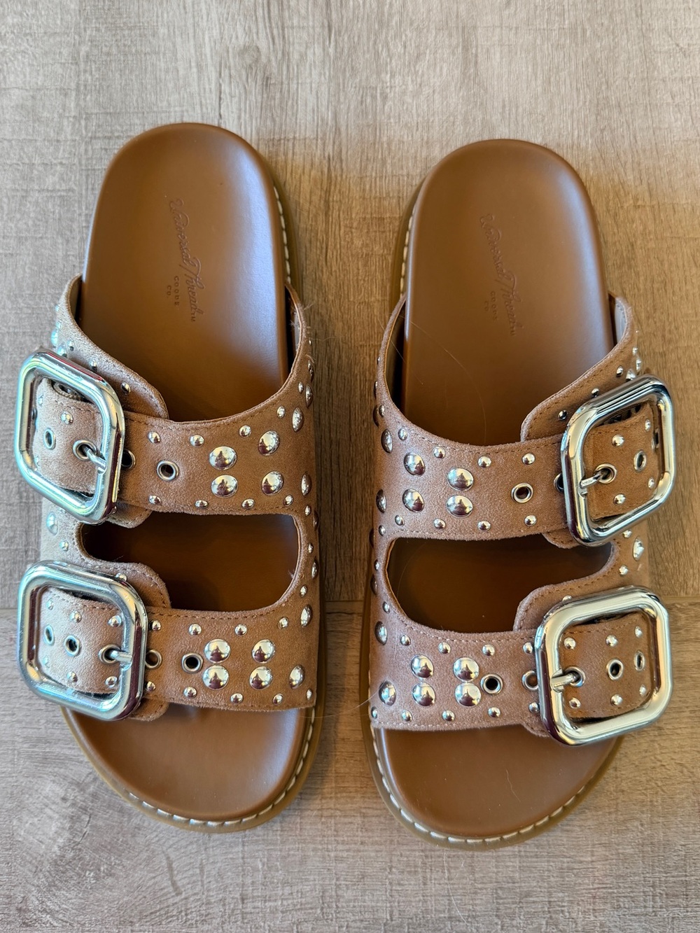 Women’s Stud Buckle Slides size 5